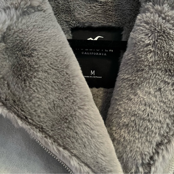 Hollister faux suede fur lined biker style jacket - size medium - Picture 6 of 6